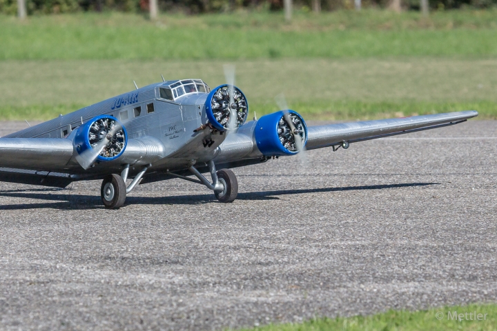 Flugtag_Hausen_2015-AK3A532921-21.jpg