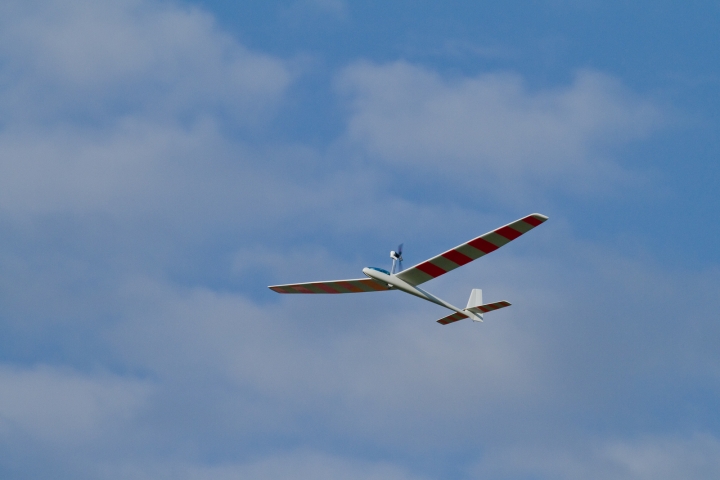 Modellflug_-_MG_Duebendorf_2010-9580-9.jpg