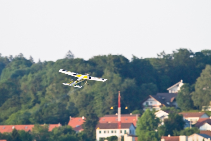 Modellflug_-_MG_Duebendorf_2010-7906-16.jpg