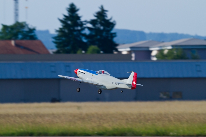 Modellflug_-_MG_Duebendorf_2010-8687-2.jpg